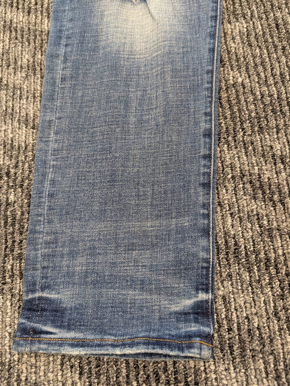 American Eagle Next Level Flex Original Taper Distressed Jeans 38x32 - Picture 3 of 15
